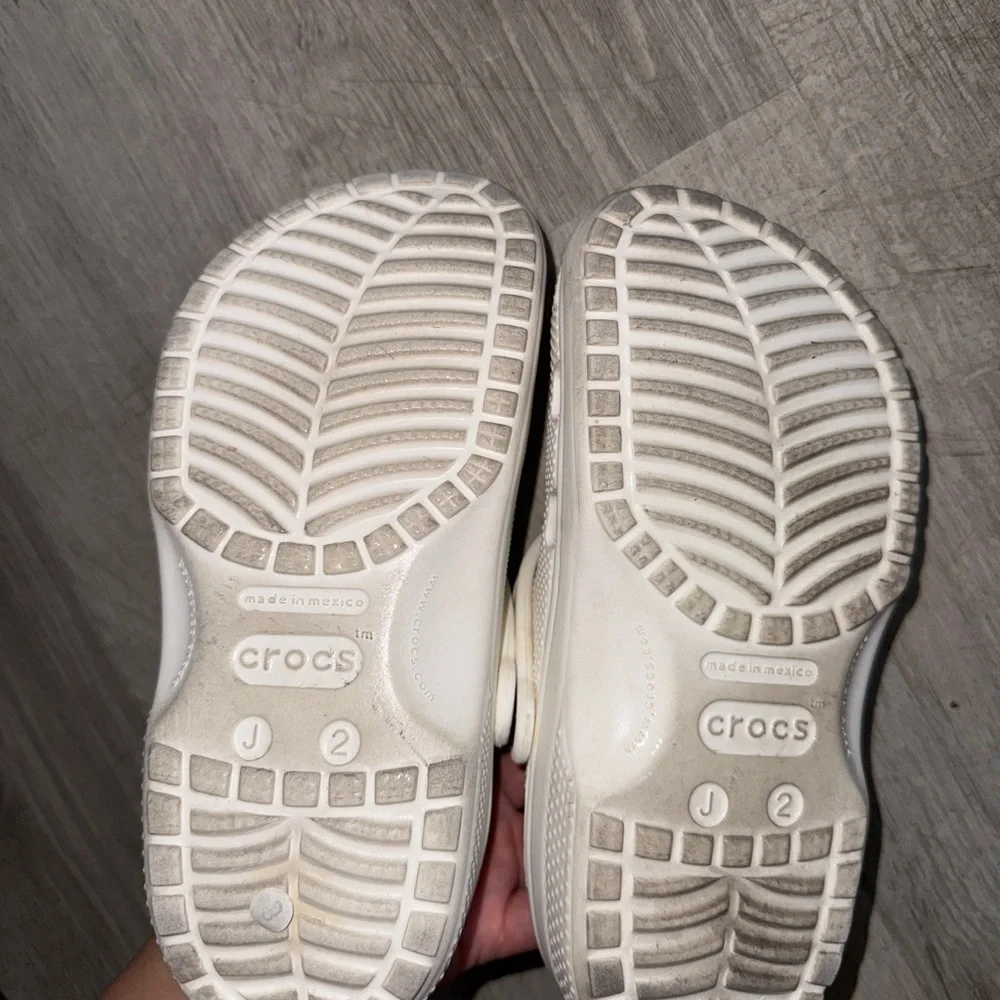 CROCS Kids Classic White Clogs